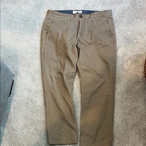 Classic Men's Khaki Chinos